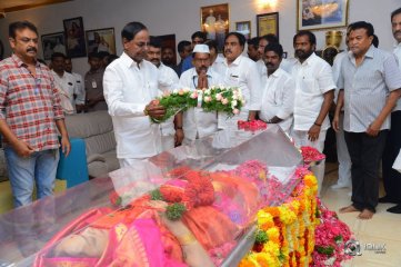 Celebrities Pay Homage to Vijaya Nirmala Garu